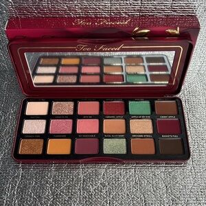 Too Faced Apple in Love Palette